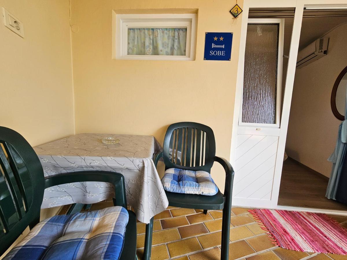 罗维尼 拉派歌拉旅馆酒店 外观 照片